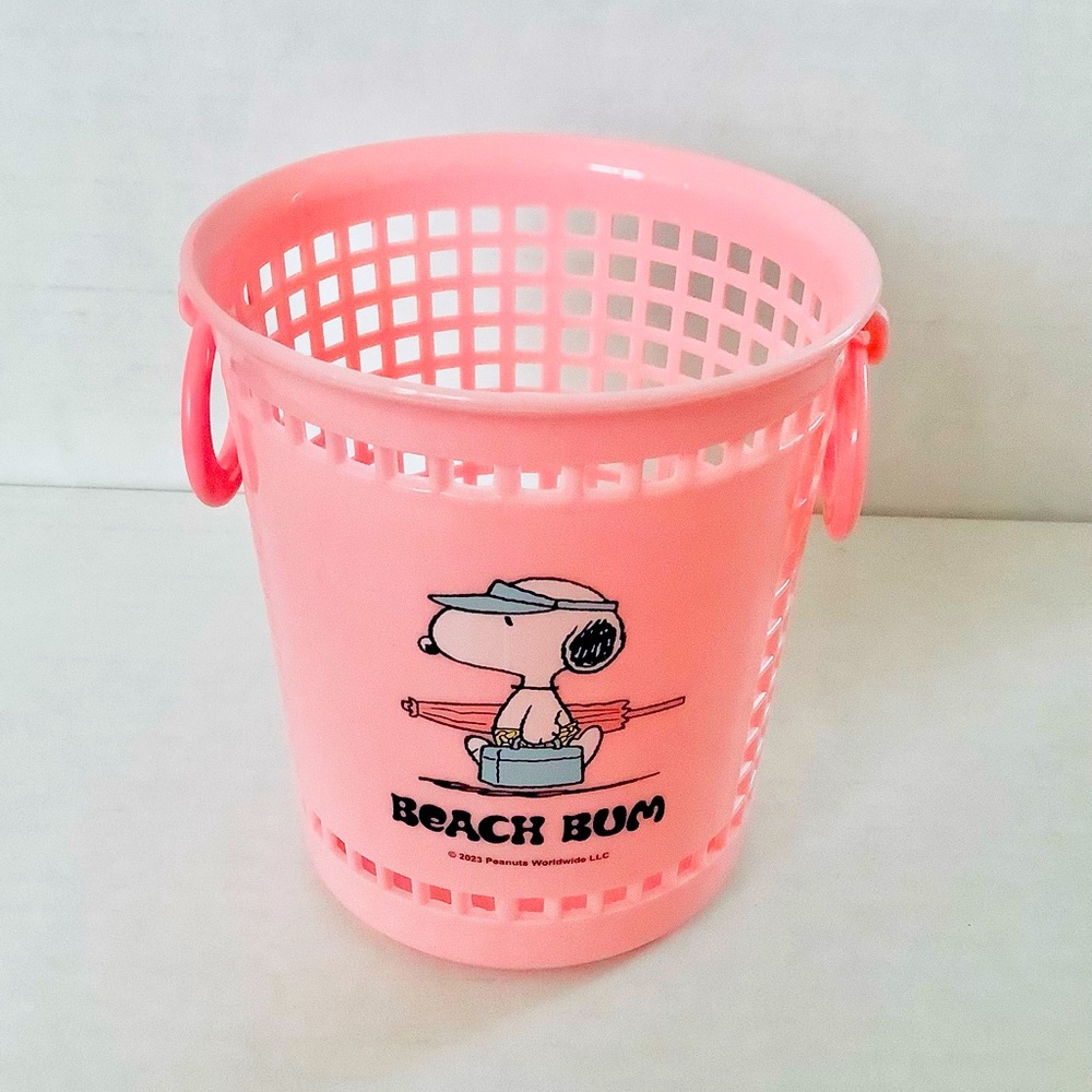 Snoopy Summer Travel Collection Round Storage Container with Double Handles